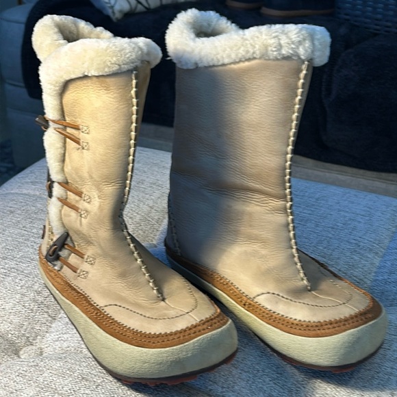 MERREL SPIRIT  TIBET HIGH TEMBER ..TAN ..LEATHER.. INSULATED BOOTS SIZE 6 - Picture 1 of 12